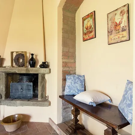 Apartment On Farm Amidst The Umbrian Hills