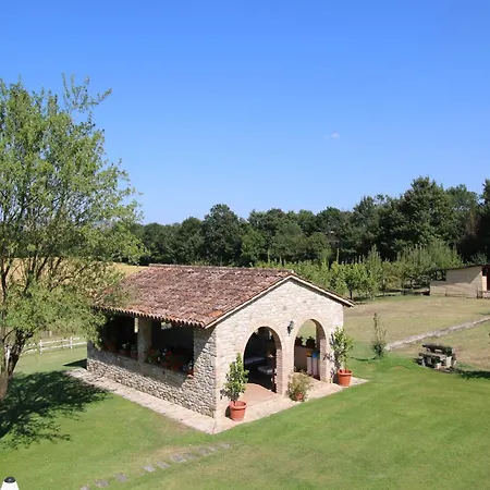 On Farm Amidst The Umbrian Hills Apartment *