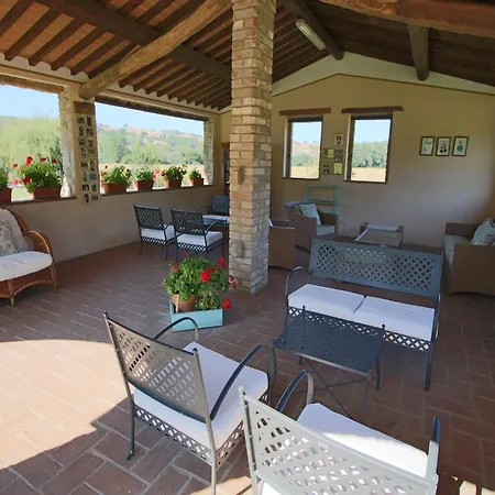 On Farm Amidst The Umbrian Hills Apartment