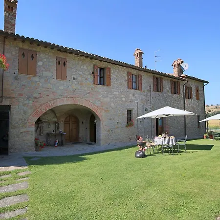Apartment On Farm Amidst The Umbrian Hills